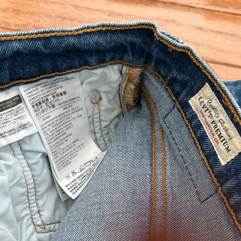 Levi's Women's Skinny Jeans in Deep Blue